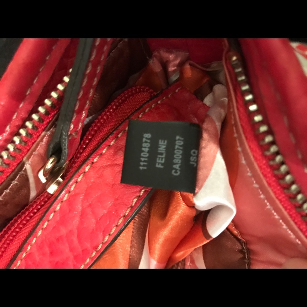 Guess Handbag - Picture 6 of 8